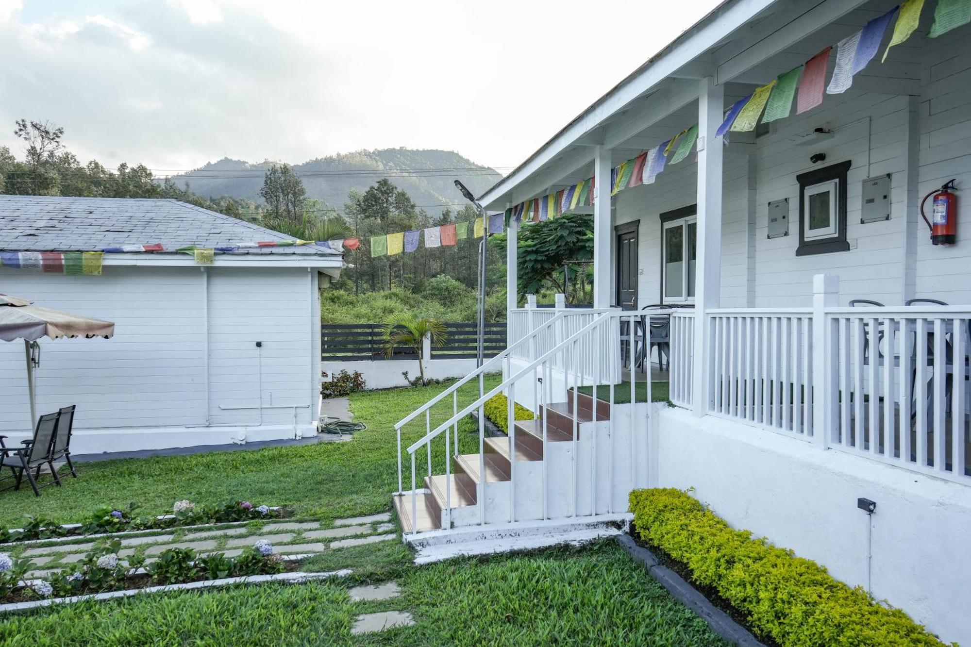 The Door To Nirvana Cottages Coonoor Exterior photo